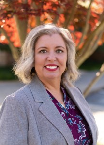 Photo of Dr. L. Beth Link Taylor